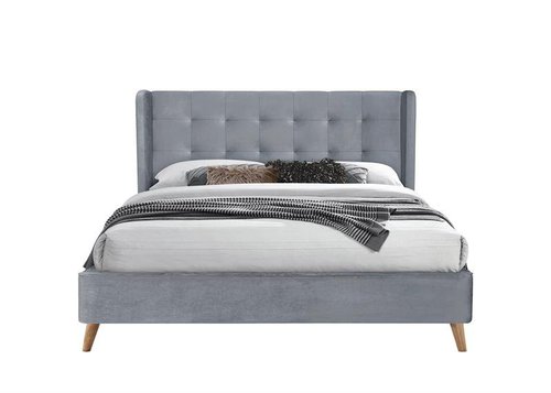 Кровать без матраса