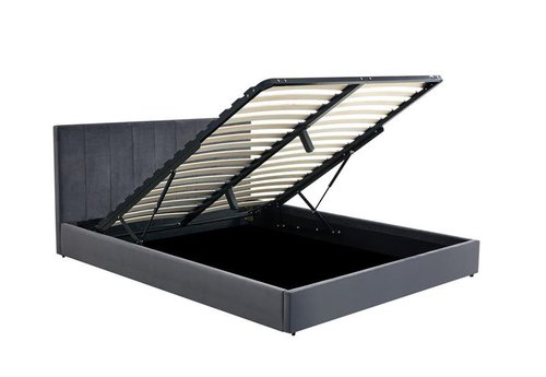 Кровать без матраса