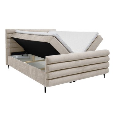 Кровать с матрасом